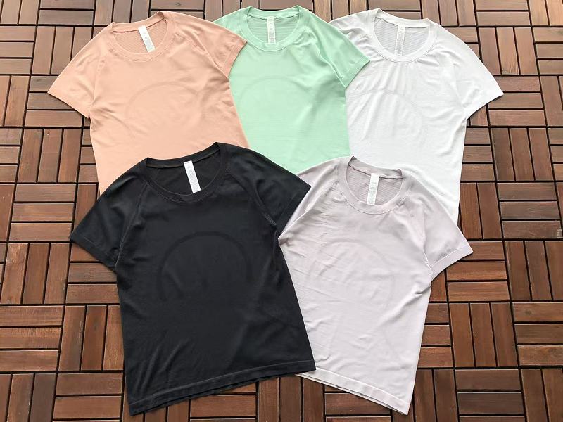 L Ul M N T-shirt Woman · 5