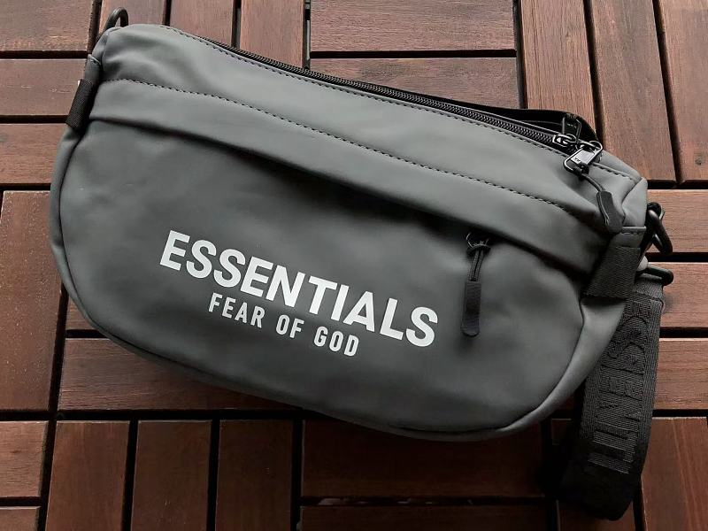 Essentials Bag 5