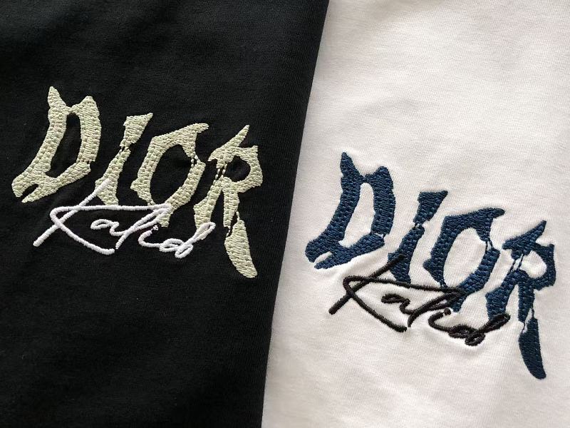 D O T-shirt 10