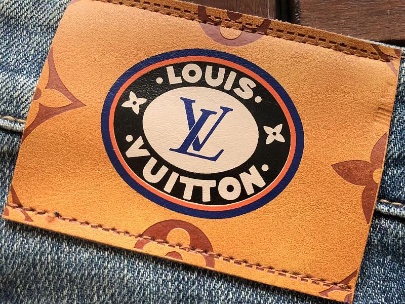 L Jeans 10