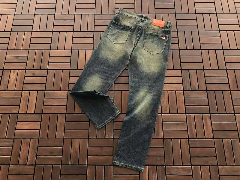 H R E Jeans · 6