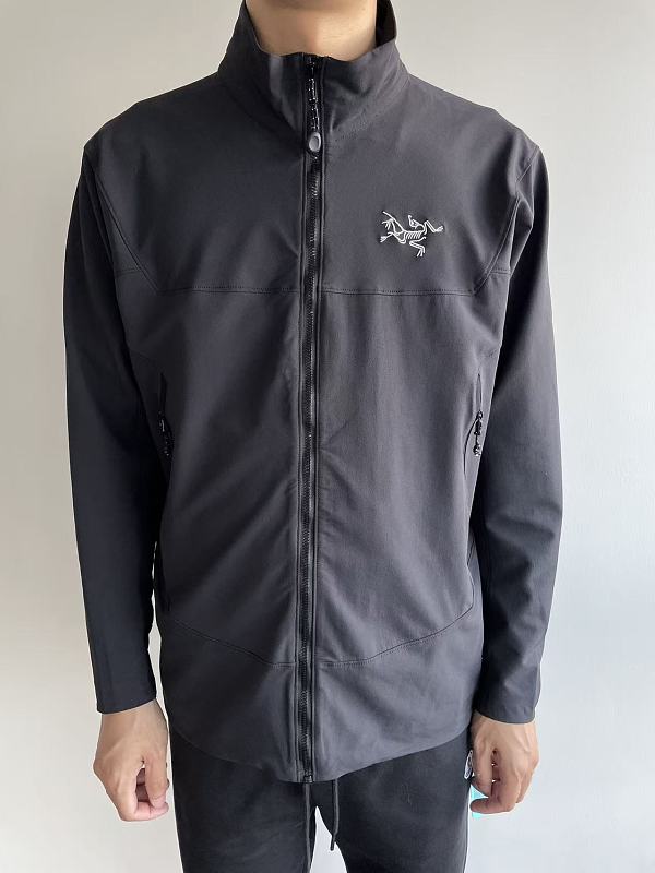 A T Yx Jacket · 3