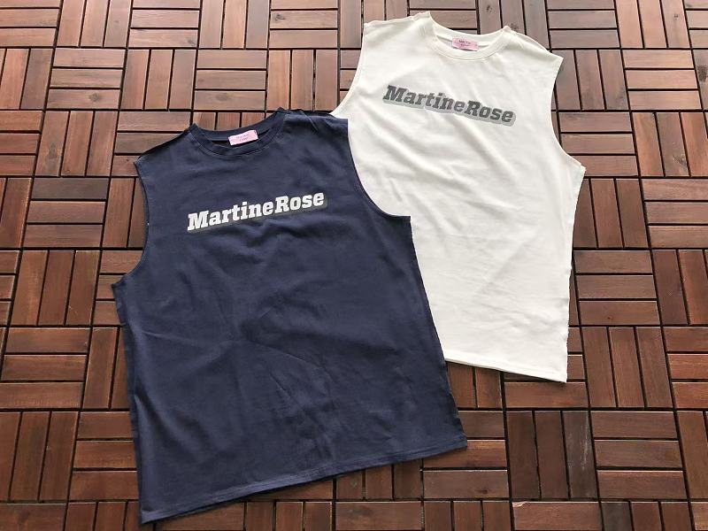 Ma Ti E R E Vest · 6