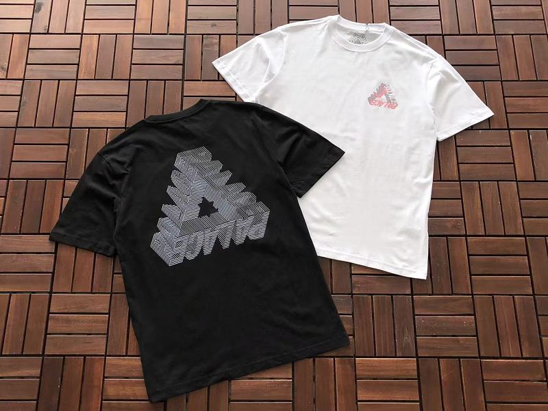 P La E T-shirt 6