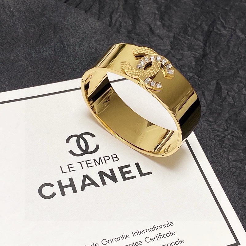 C A E Jewelry · 6