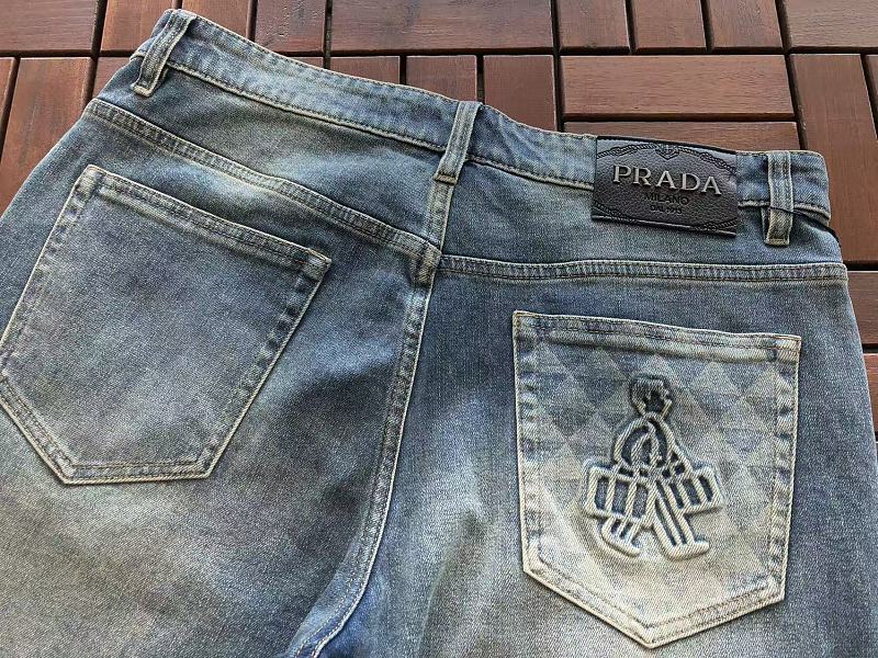 P A A Jeans · 6