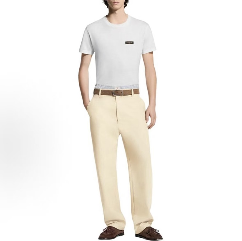 L T-shirt · 3