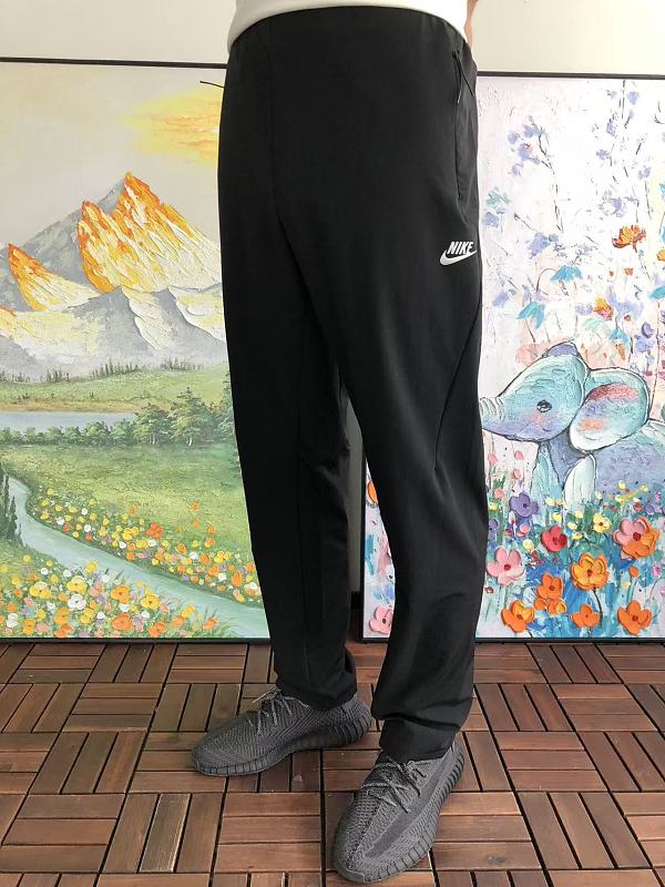 Nike Trousers 3