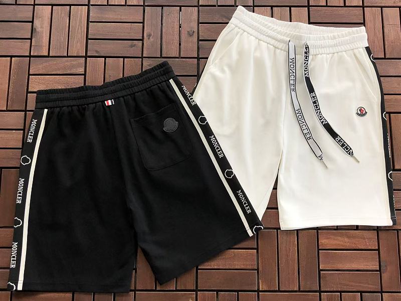 M R Shorts · 6