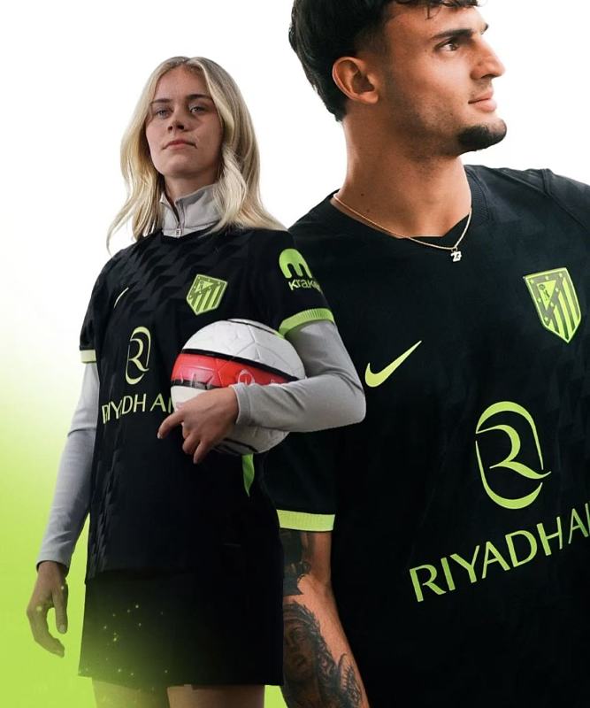 Football T-shirt · 2