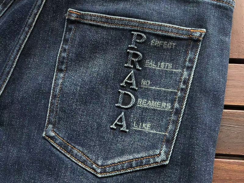 P A A Jeans · 6