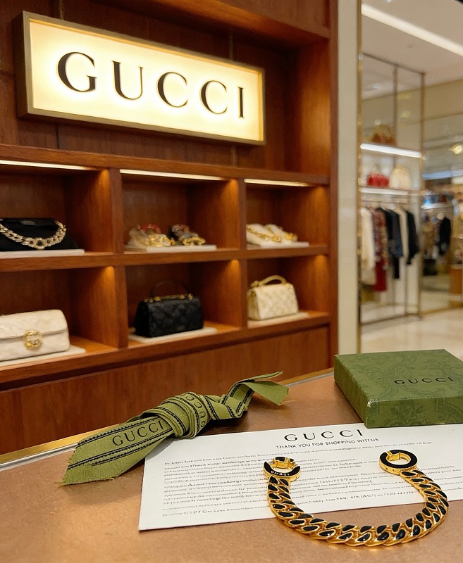 G C I Jewelry · 4