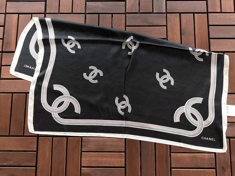 C A E Scarf · 5
