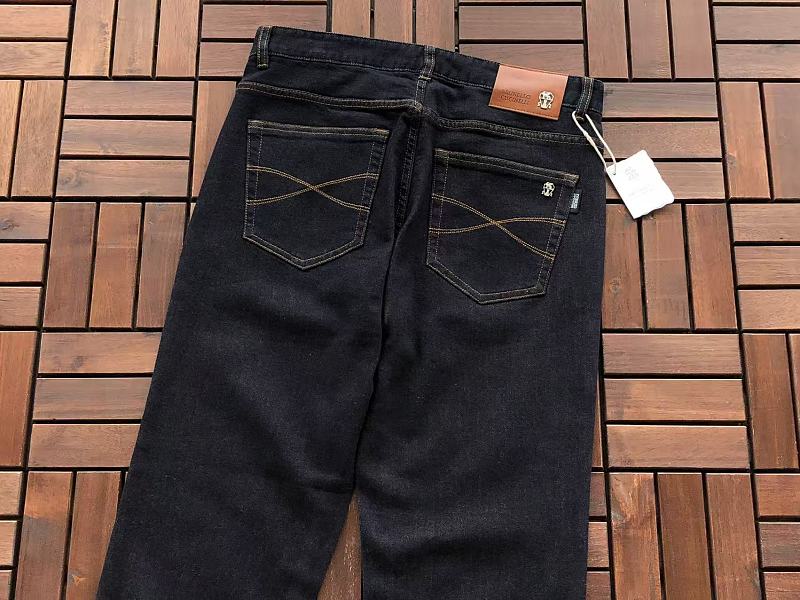 Br N L O C Ci L I Jeans · 5