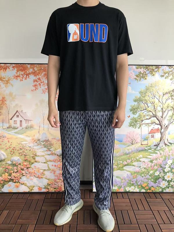 Undefeated T-shirt · 4