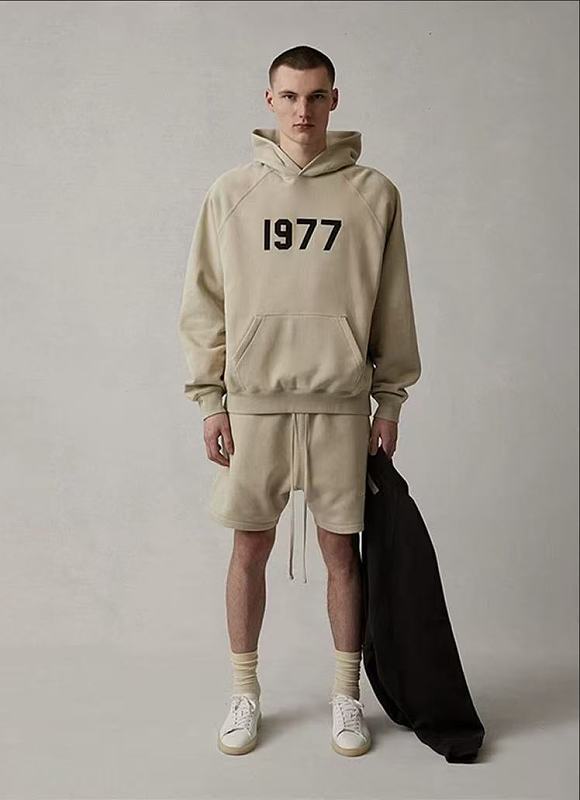 Essentials Hoodie Fleece 3