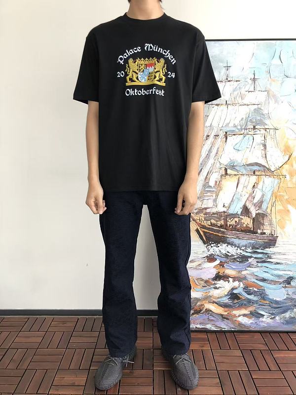 P La E T-shirt 3