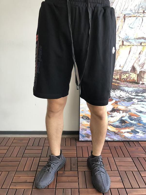 M R Shorts · 4