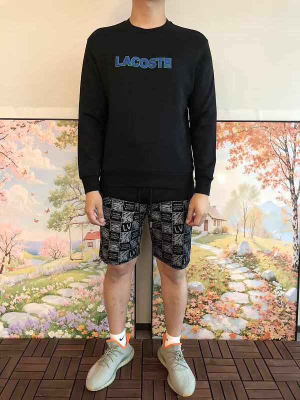 L C St Sweater · 4