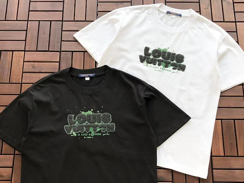 L T-shirt · 6
