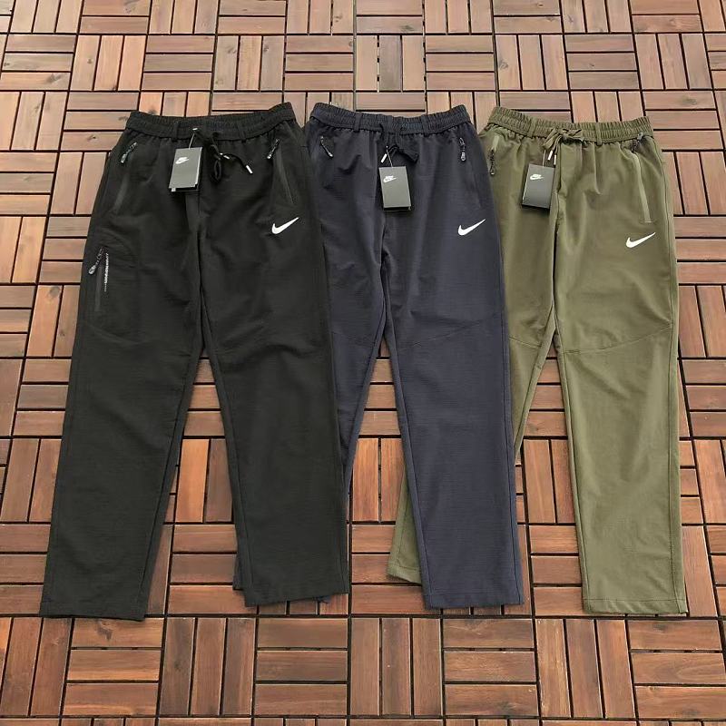 Nike Trousers 3