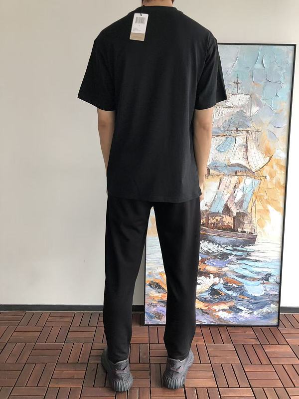C Rh Rtt T-shirt · 4