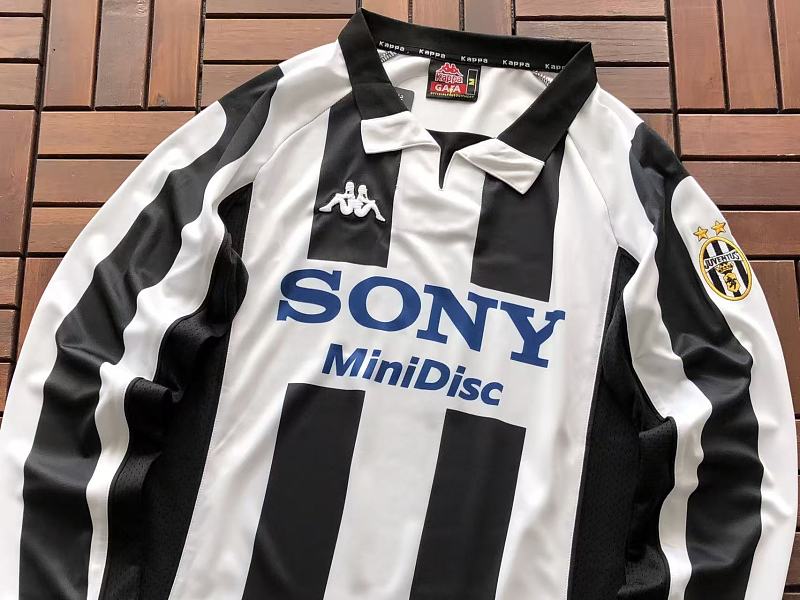 Football Long-sleeve · 6