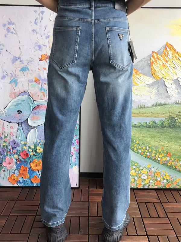 P A A Jeans · 4