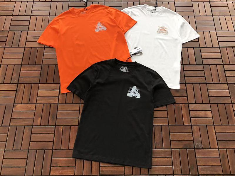 P La E T-shirt 6
