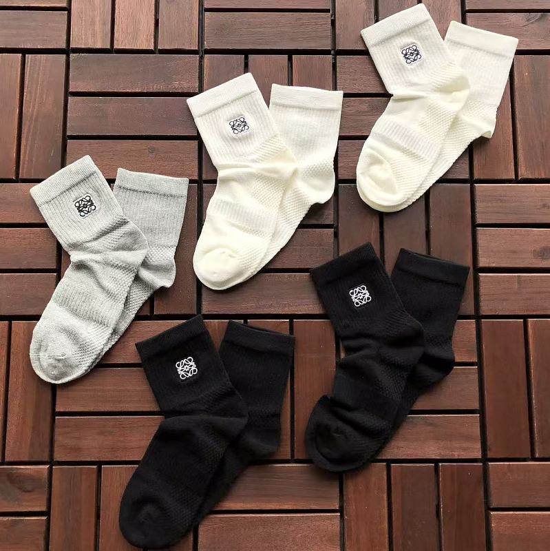 L E Socks · 2