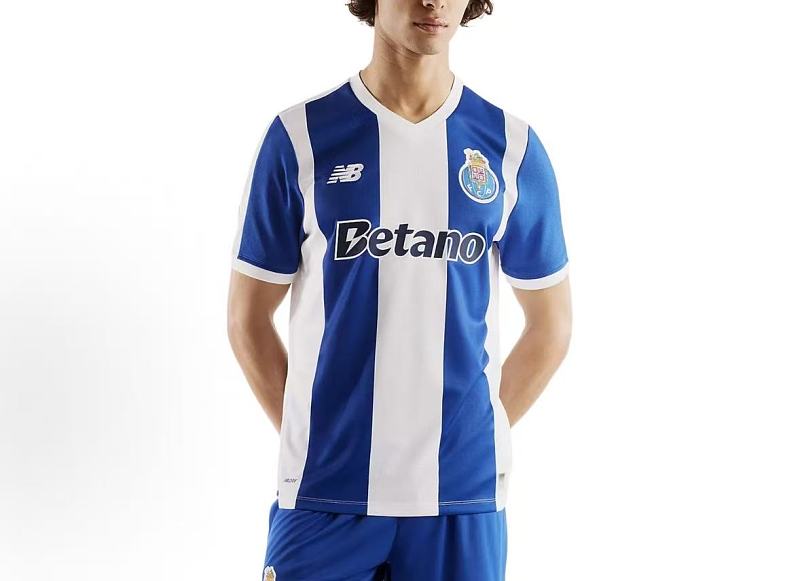 Football T-shirt · 2