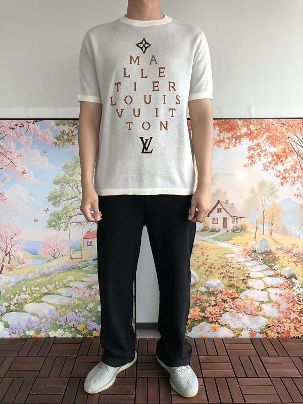 L T-shirt Sweater · 5