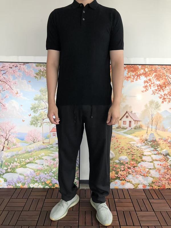 Br N L O C Ci L I T-shirt Sweater · 4