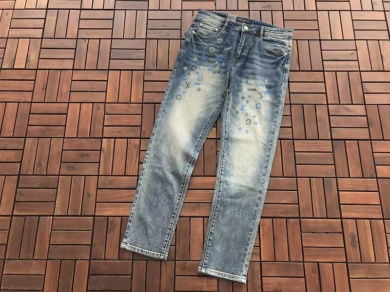 L Jeans · 6