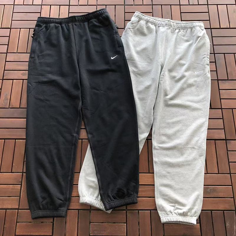 Nike Trousers 3