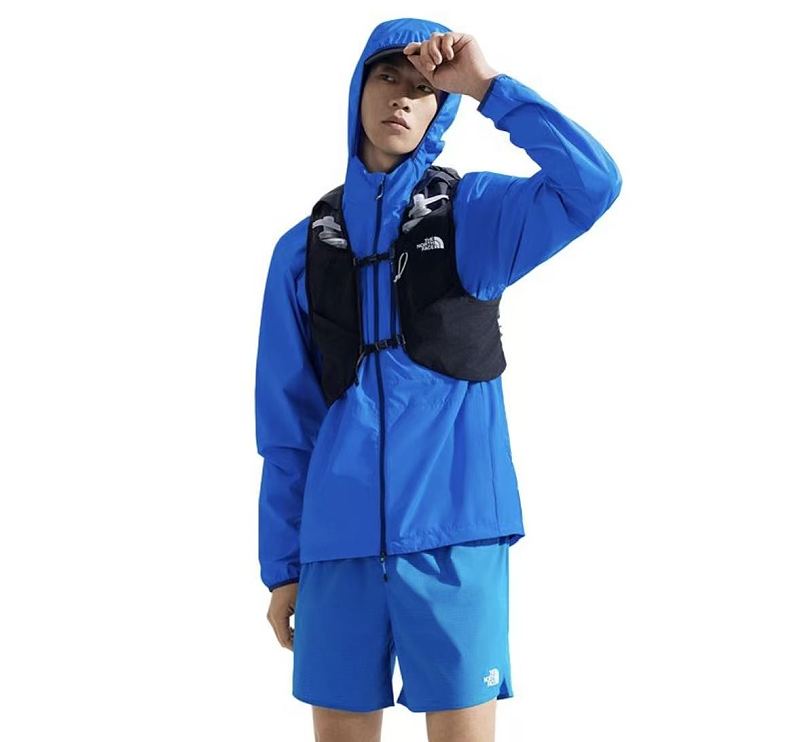T N F Jacket · 3