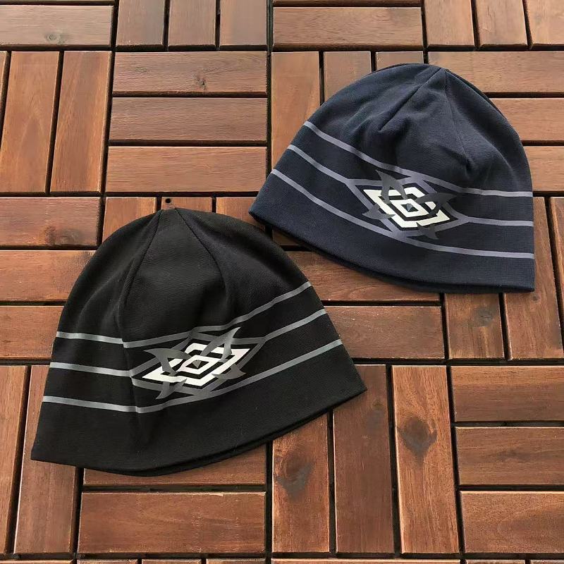 M Rt A & Umbro Cap 3