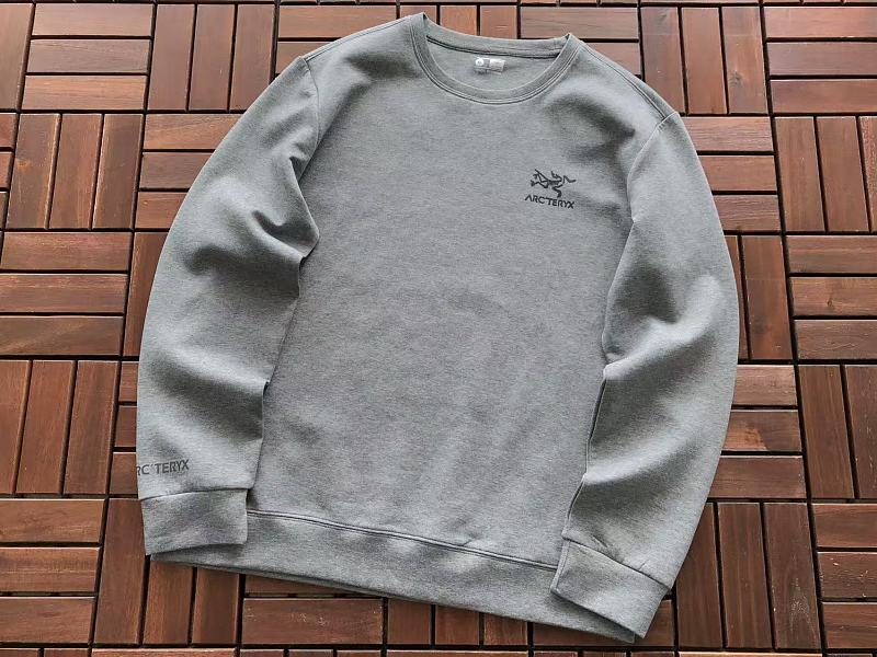 A T Yx Sweater 11