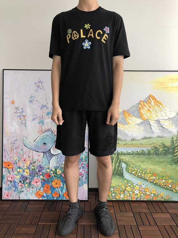 P La E T-shirt · 4