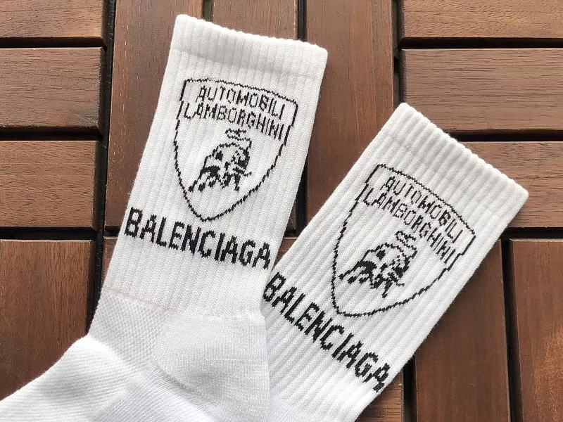 B L Ia A Socks 5