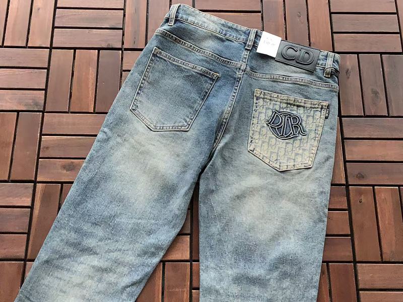 D O Jeans · 5