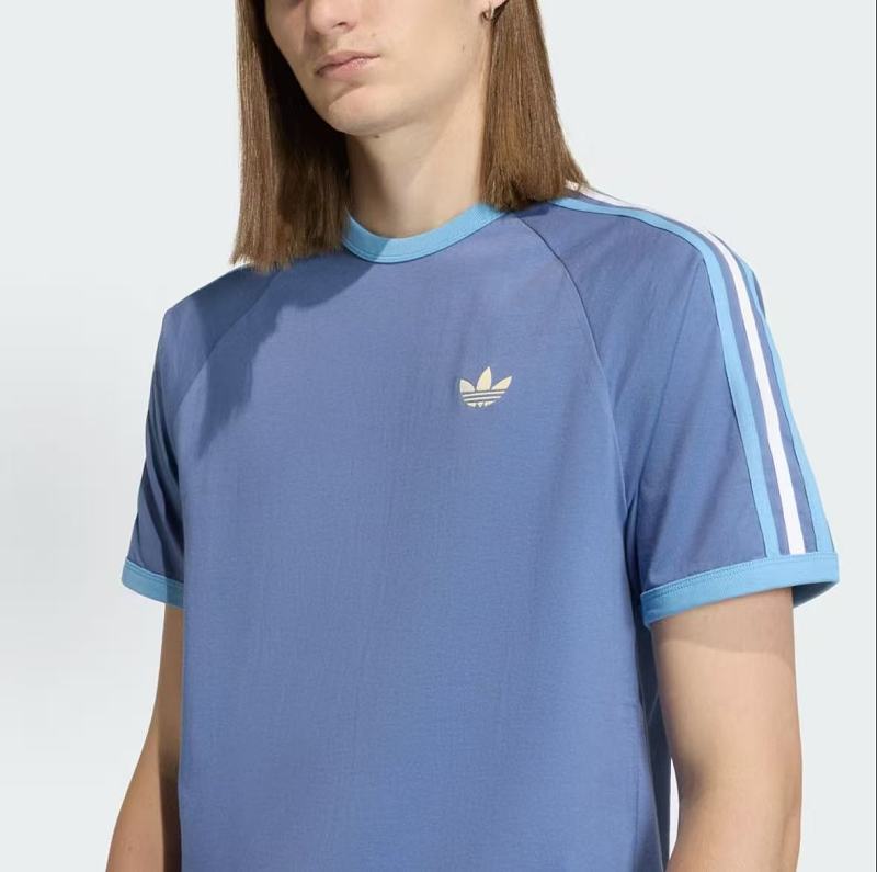 Di As T-shirt · 4