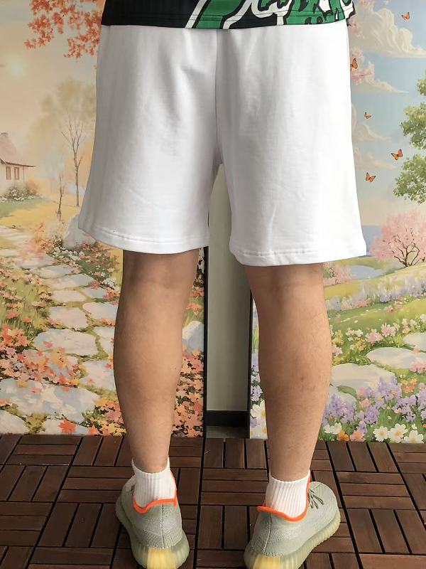 B L Ia A Shorts · 4