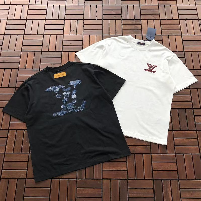 L T-shirt · 5