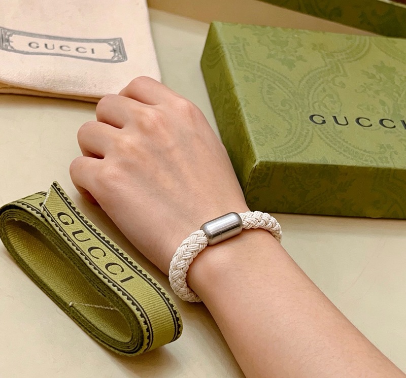 G C I Jewelry · 6