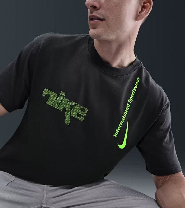 Nike T-shirt 5