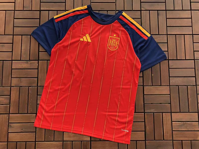 Football T-shirt · 5