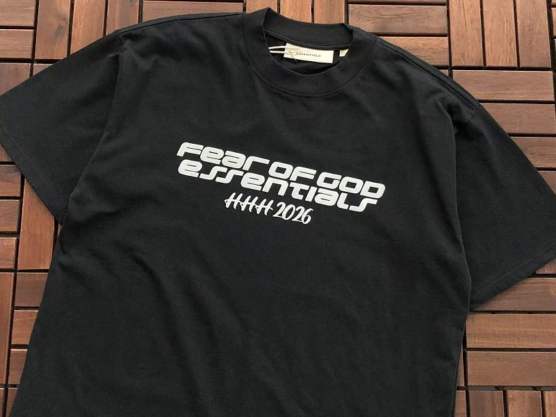 Essentials T-shirt 11