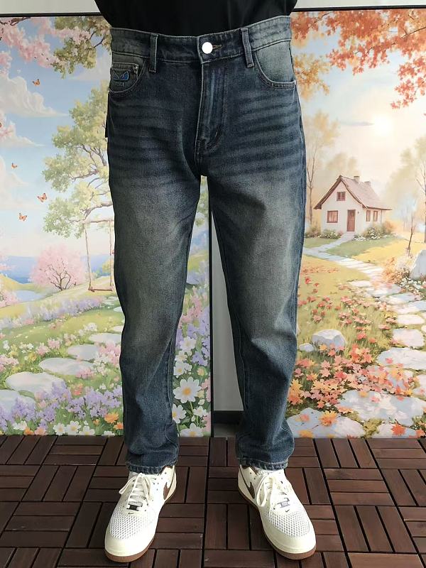 F D Jeans · 3