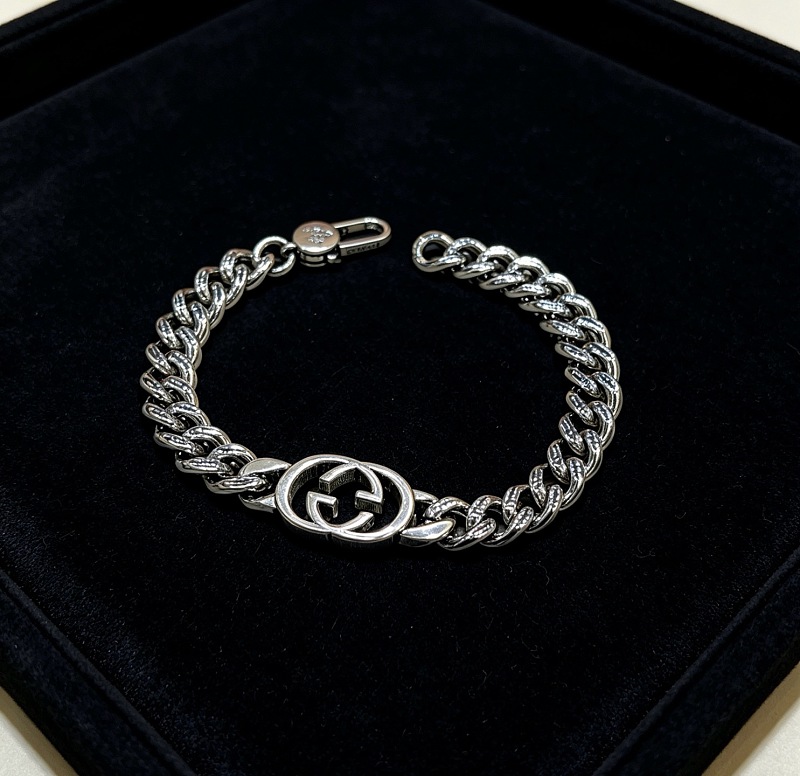 G C I Jewelry · 3